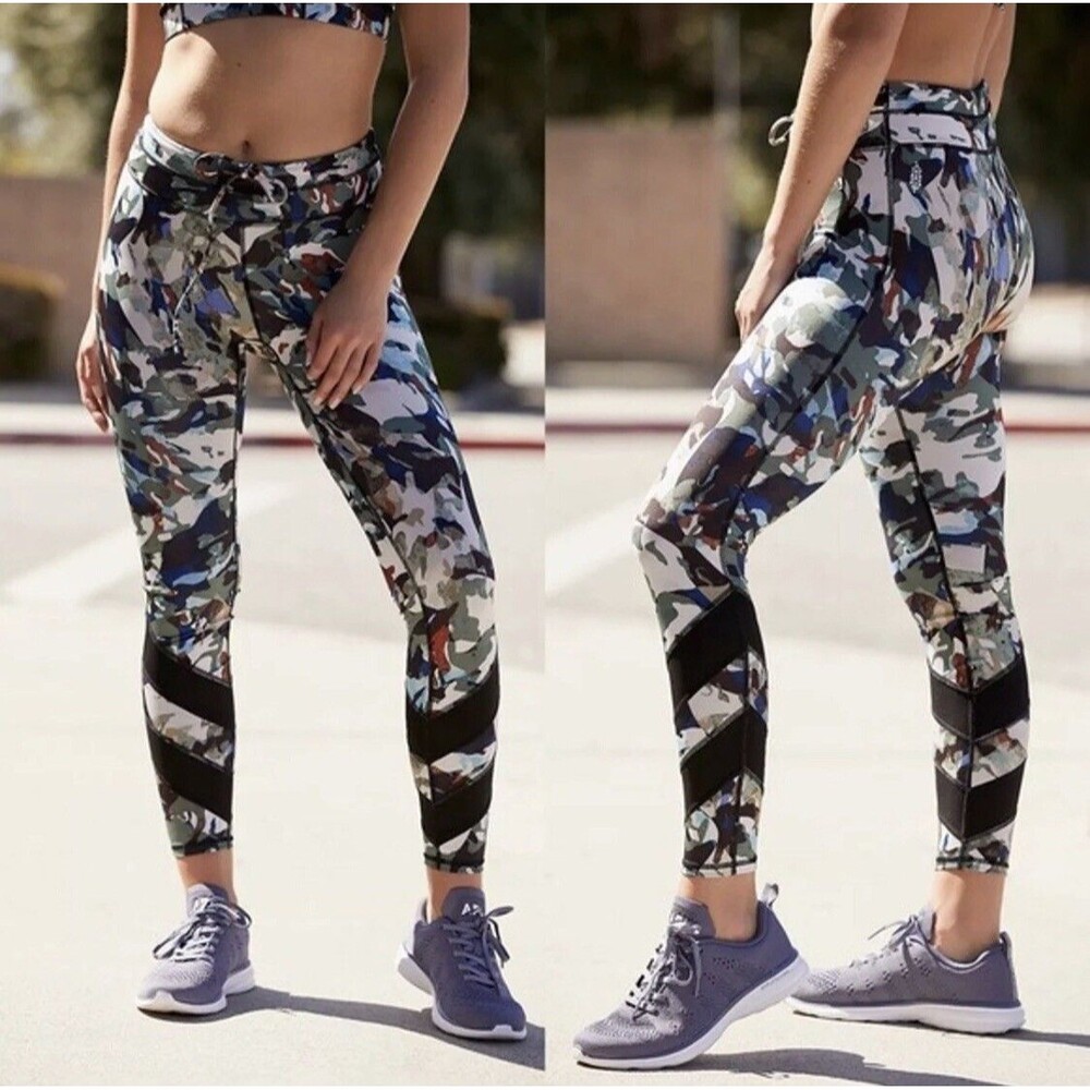 Free People Fp Movement Daybreak Leggings Guinevere Camo High Waist Size Medium